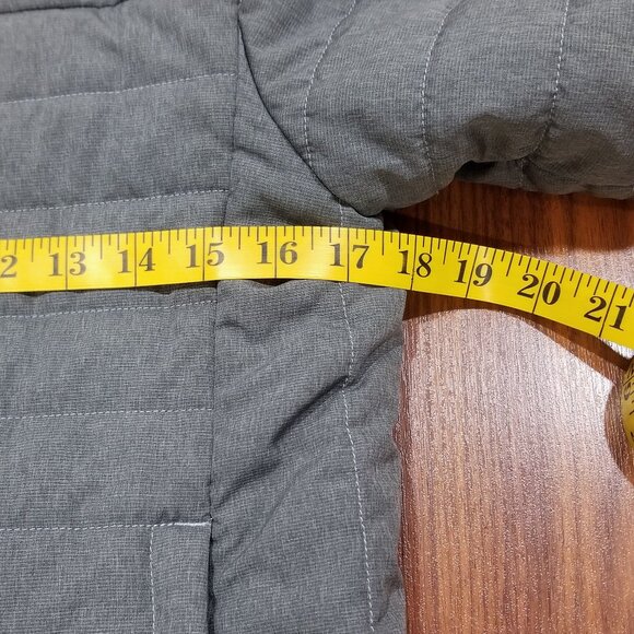 Girls' The North Face Mossbud Swirl Reversible Jacket, Size L (14/16), EUC - Picture 13 of 16